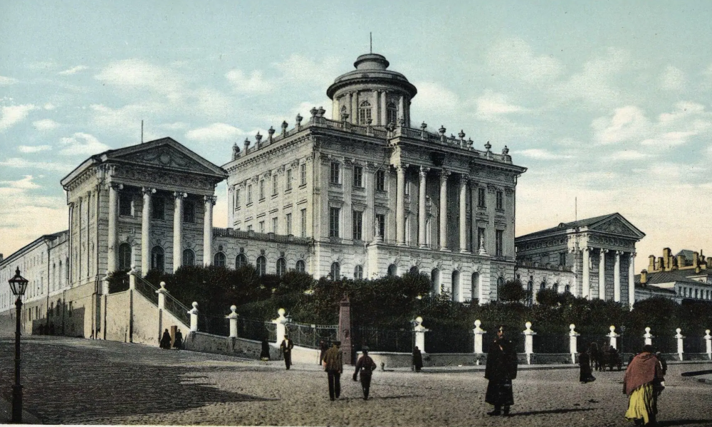 160 лет назад, император Александр II утвердил «Положение о Московском публичном музеуме и Румянцевском музеуме»
