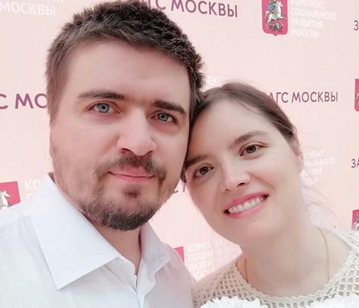 Ура! Новая семья! От всей души поздравляем Элину Малютину и Сергея Маклашова с таким важным событием в их жизни!